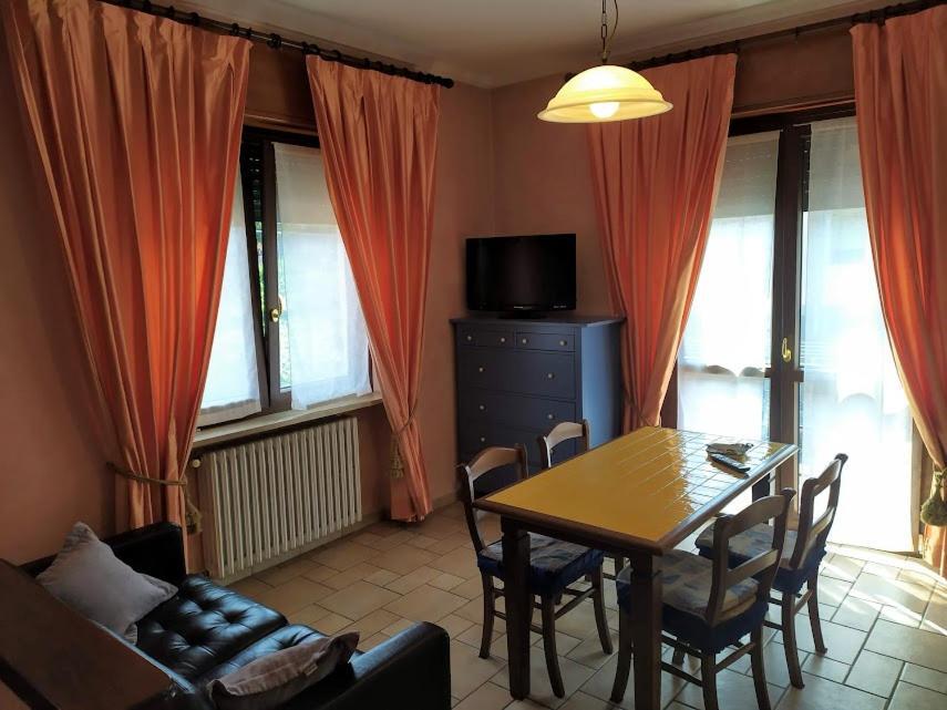 Astixio Villa San Damiano dʼAsti Kültér fotó