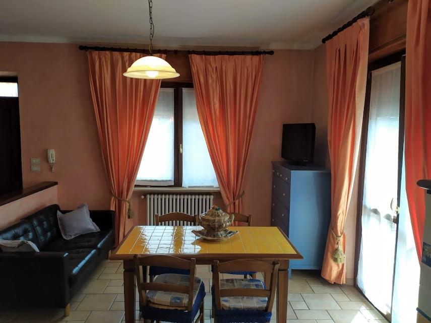 Astixio Villa San Damiano dʼAsti Kültér fotó